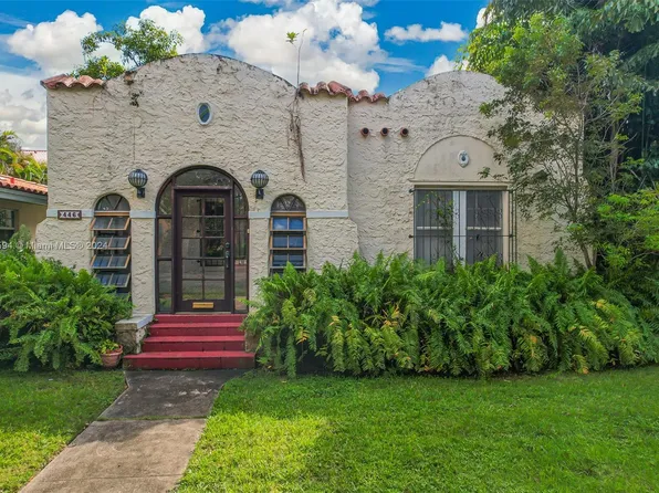 446 Aragon Ave, Coral Gables, FL 33134