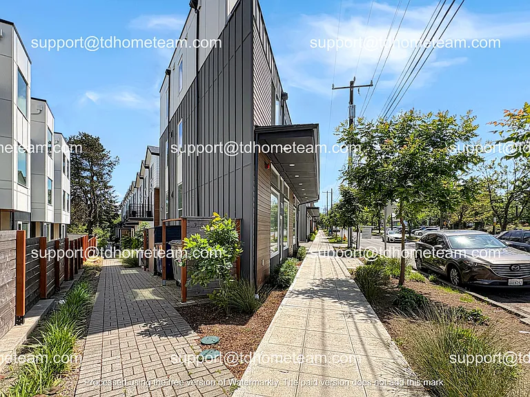7118 Beacon Ave S #B — Photo 3