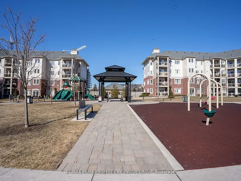 80 Aspen Springs Dr #315 — Photo 32