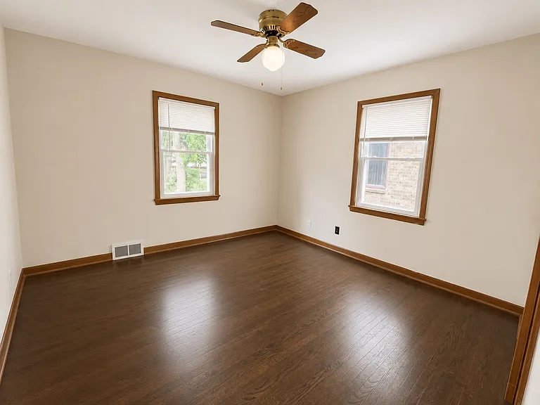 833 S Rogers Ave — Photo 6