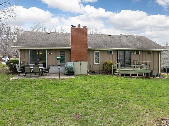 3rd image of 1106 Mockingbird Ct