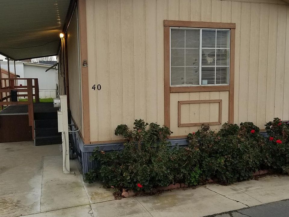 1st image of 7676 N Fresno St Space 40