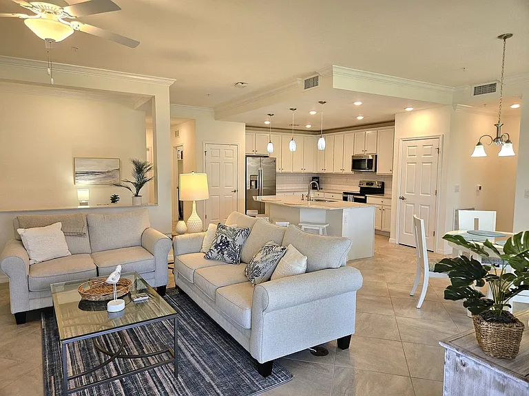 10042 Crooked Creek Dr #103 — Photo 29