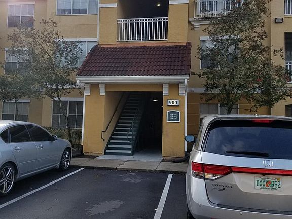 2nd image of 18001 Richmond Place Dr APT 924