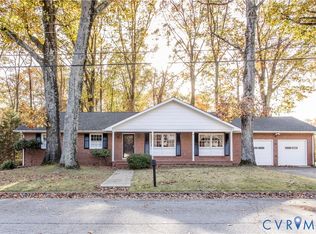 3408 N Radford Dr, Hopewell, VA 23860