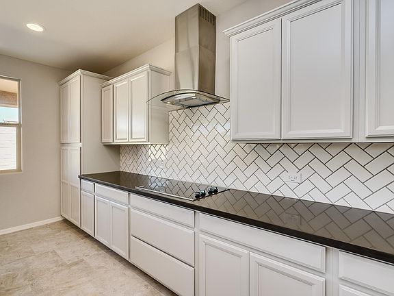 3rd image of 10656 W Anna Ave
