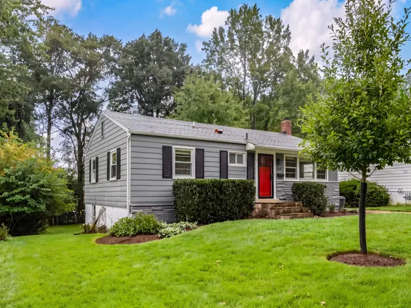 113 Oak St SW, Vienna, VA 22180