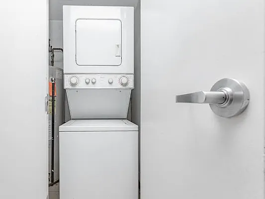 Rented by Brooklyn Group | media 32