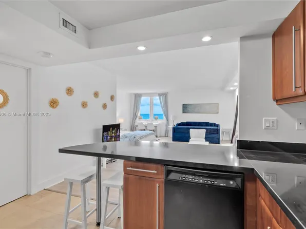 2301 Collins Ave APT 1423, Miami Beach, FL 33139