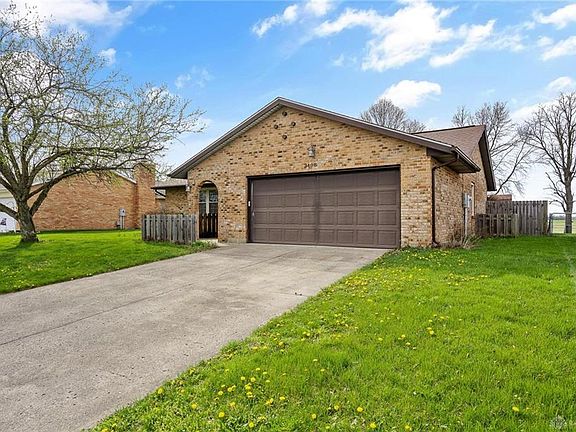 2nd image of 2496 Mississippi Dr