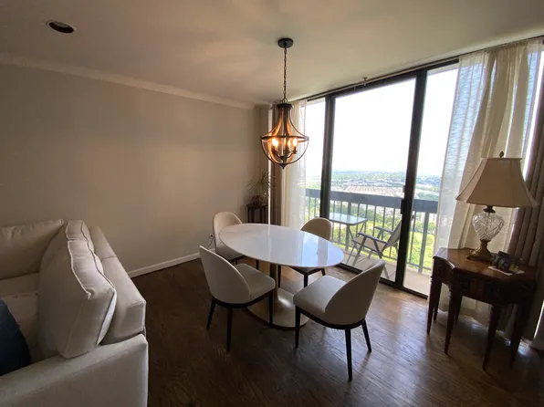 27110 Grand Central Parkway image 6 of 15