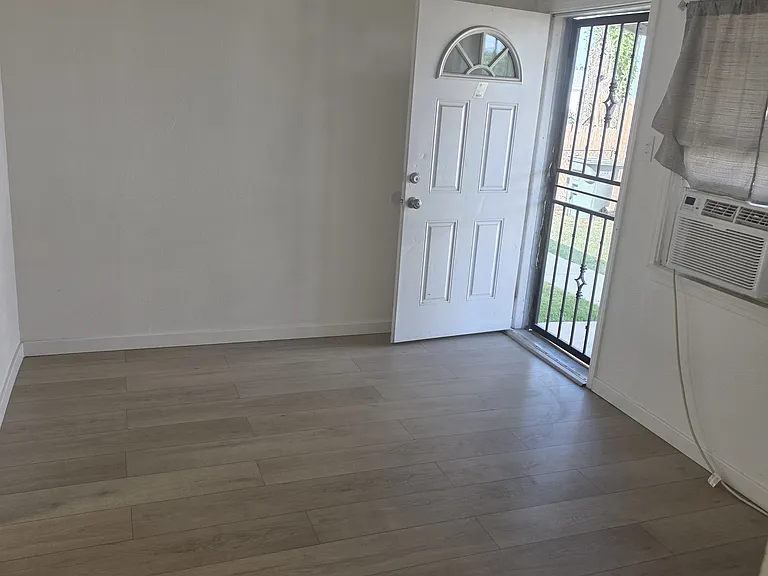 4844 Adams Ave #2 — Photo 5