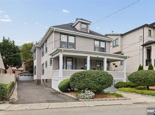 290 Columbia Ave, Fort Lee, NJ 07024