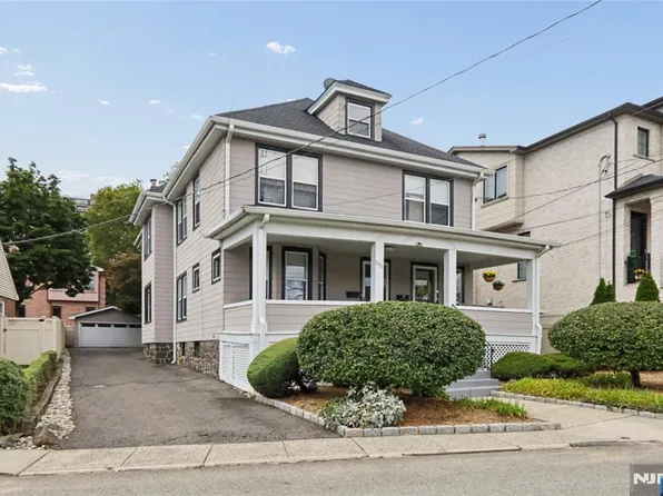 290 Columbia Ave, Fort Lee, NJ 07024
