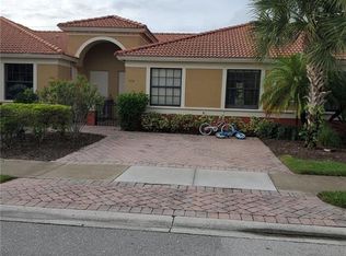 7358 Bristol Cir, Naples, FL 34120