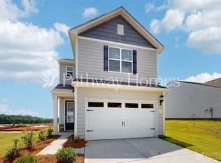 121 N Sina St, Troutman, NC 28166