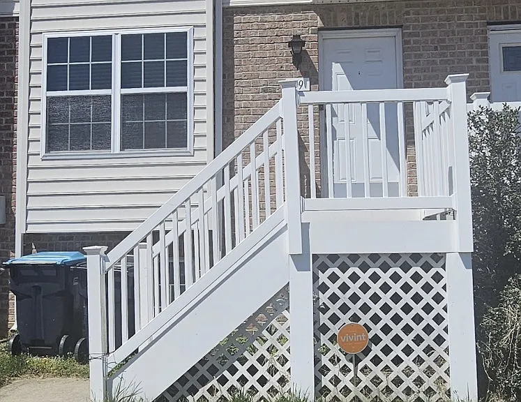 89 Salerno Dr — Photo 3