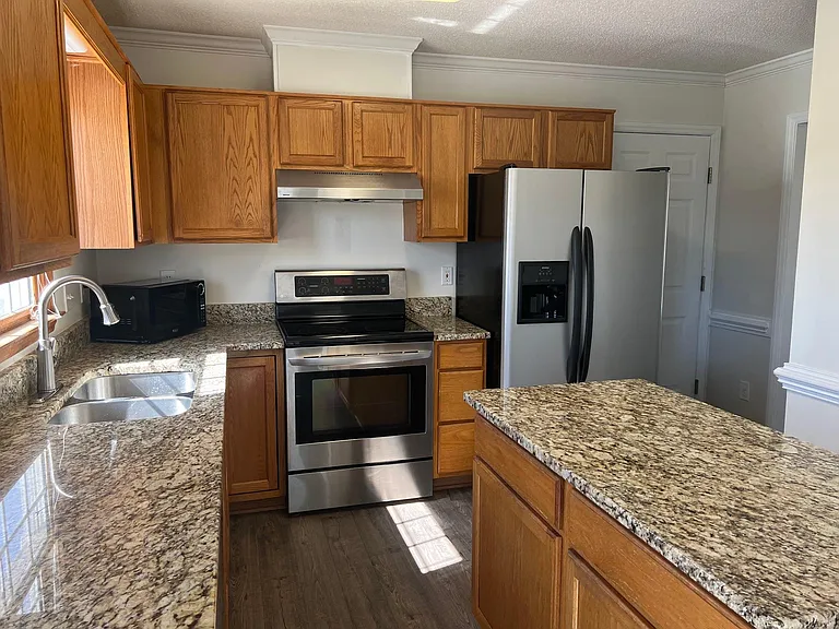 4300 Riverport Rd — Photo 29