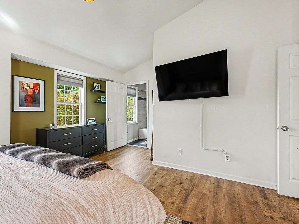 1732 Mortenson Blvd, photo 10