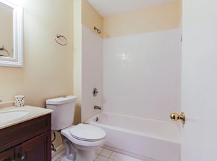 Country Manor - Pomfret, Pomfret, CT 06258