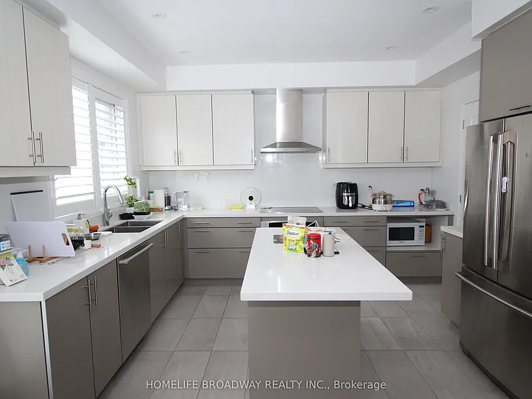 392 Highway 7 E #Townhouse 7 — Photo 7