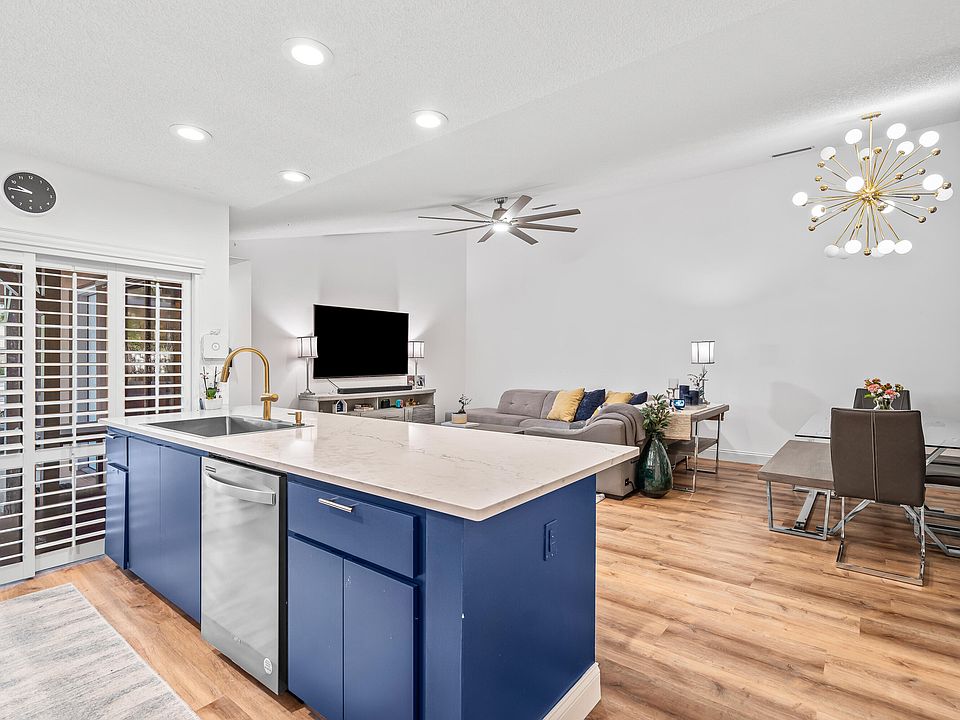 1st image of 4401 Lakemont Court #A