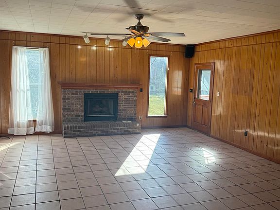 5th image of 920 39th St