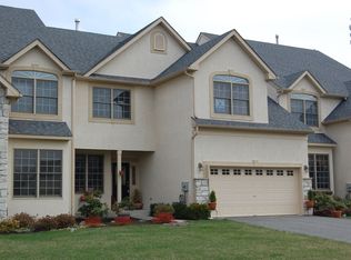 4 Elliston Ct, Exton, PA 19341