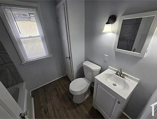 2 bed, $1,050 — Photo 4