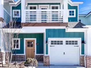 628 Harbor Town Dr, Edmond, OK 73034