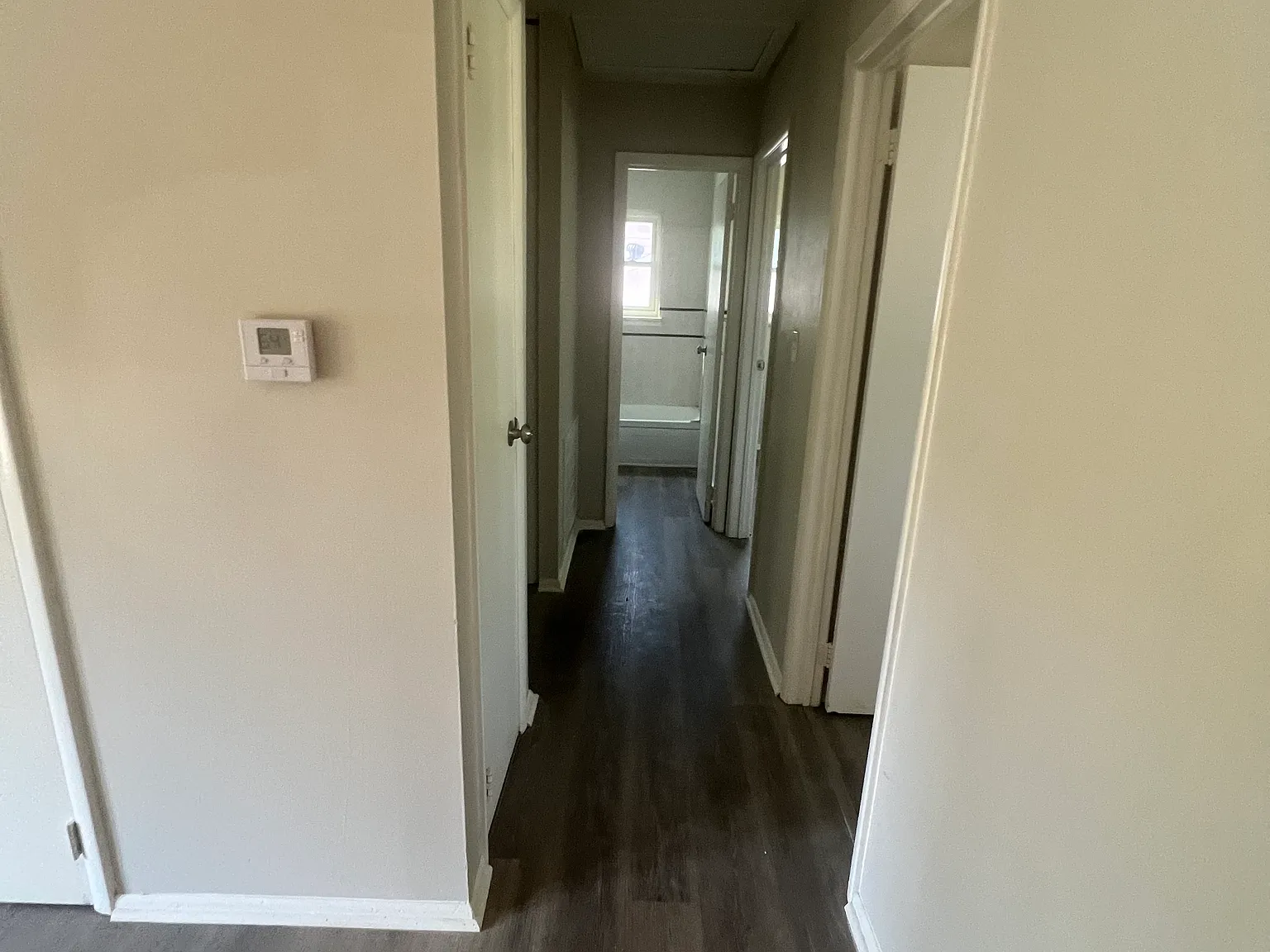 3 bed, 1866 sqft, $1,350 — Photo 4