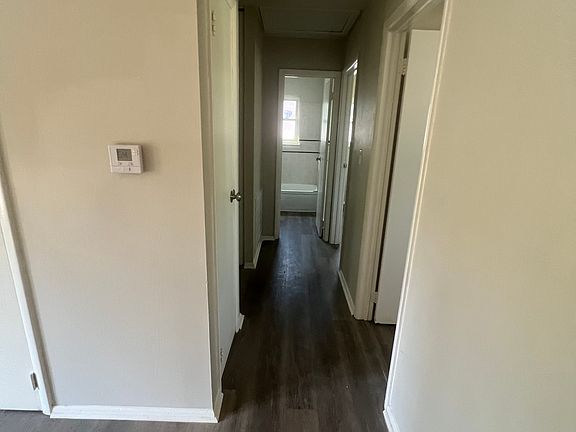 4th image of 925 Ann St