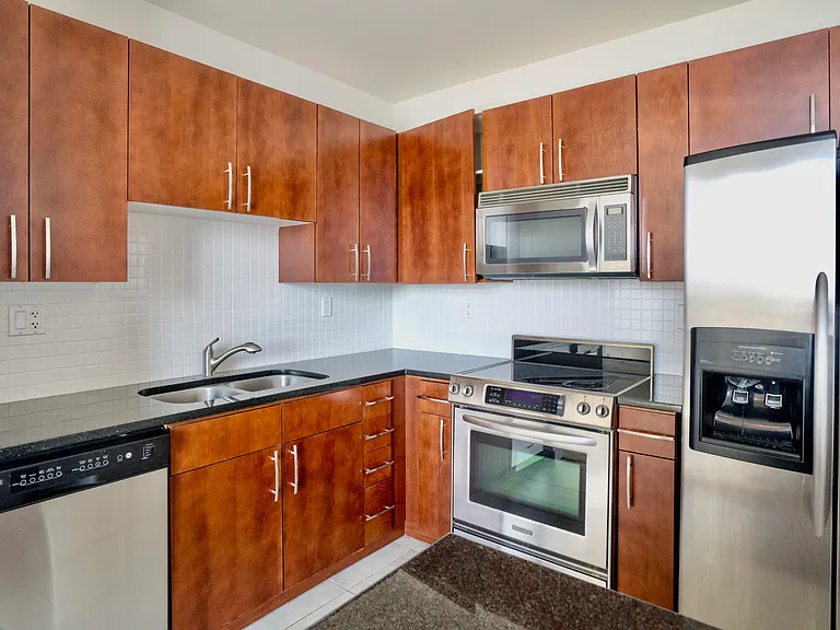 300 S Australian Ave #1617 — Photo 3