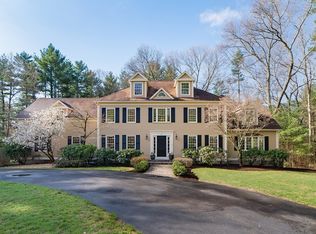 1 Chestnut Ln, Medfield, MA 02052