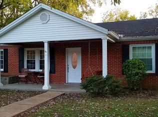 1018 Rolling Fields Cir, Columbia, TN 38401