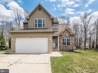 8 Spring Valley Rd, Sicklerville, NJ 08081