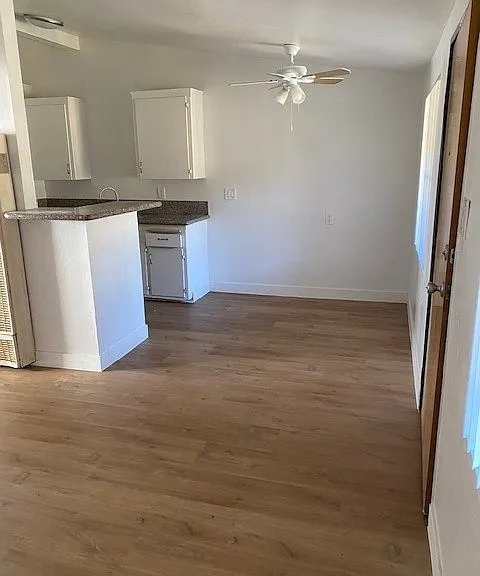 123 W 12th St (Beacon Harbor View, LLC) — Photo 7