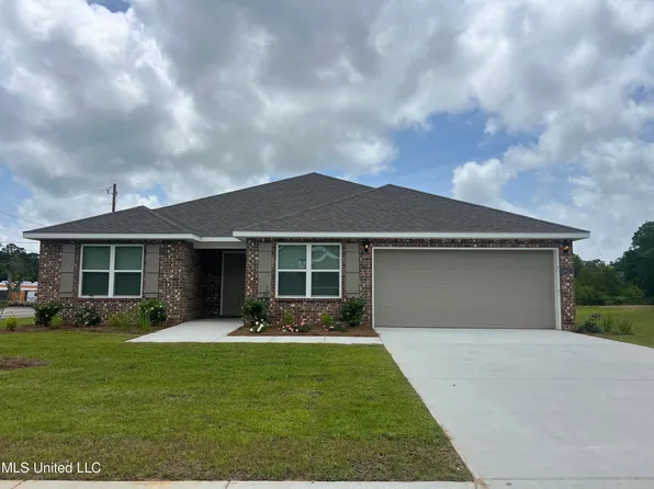 18025 Big Leaf Dr, Gulfport, MS 39503