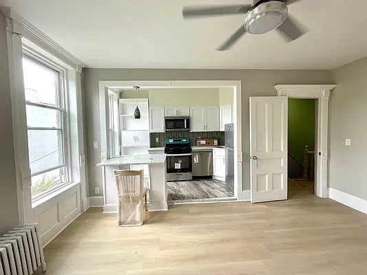 Rented by A P Realty Group NY LTD | media 5