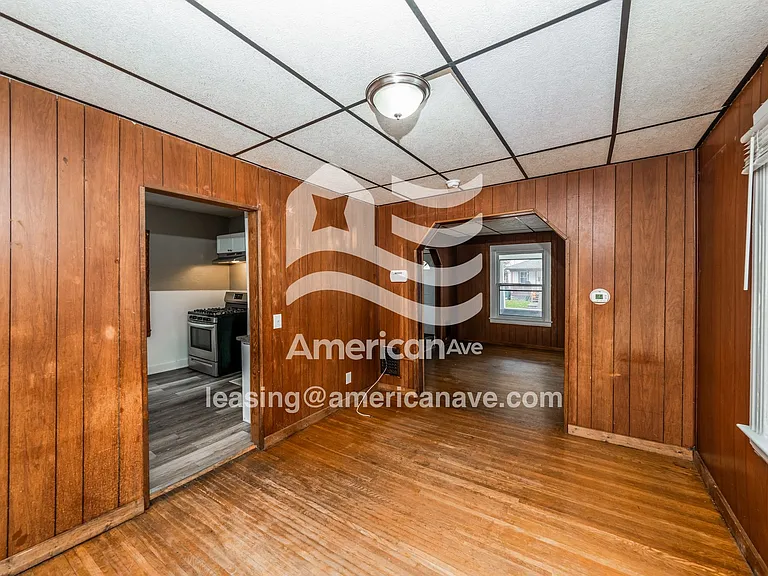 1424528_006_living_room_14183123.jpg
