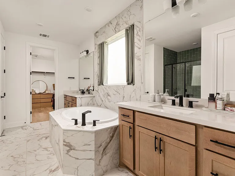 2132 Cavara Cv — Photo 17