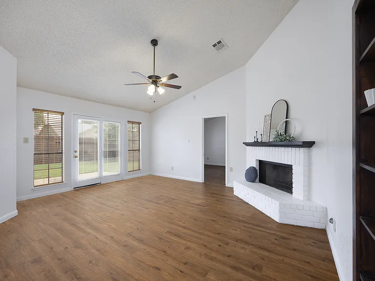 4504 Keys Dr — Photo 12