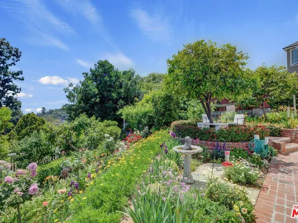 2379 Panorama Ter, Los Angeles, CA 90039