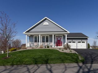 401 Donnelly St, Camillus, NY 13031