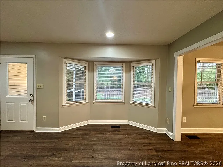 200 Horseshoe Dr — Photo 13