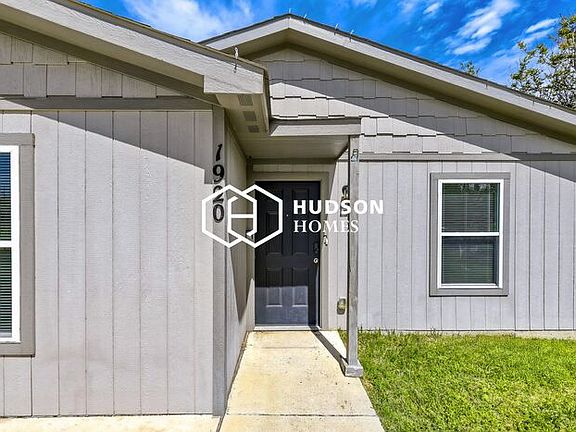 3rd image of 1920 Reef Ct