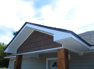 134 Pine St, London, AR 72847