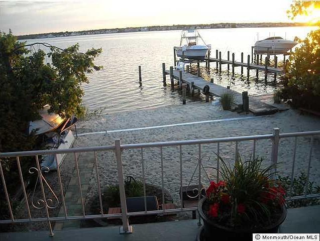 2nd image of 88 Green Island Rd