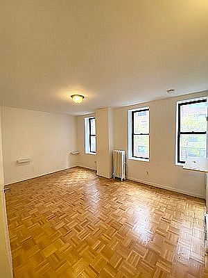 1st image of 203 E 27th St #14