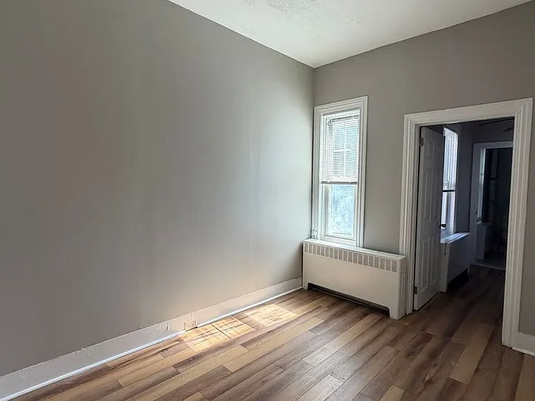 317 Wunder St — Photo 6